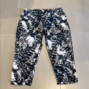 Sweaty Betty Floral Print Capri Leggings